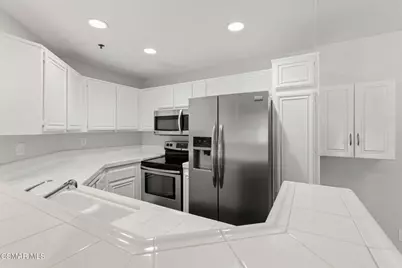 5728 Oak Bend Lane #208, Oak Park, CA 91377 - Photo 15