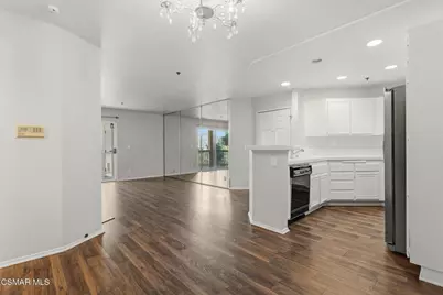5728 Oak Bend Lane #208, Oak Park, CA 91377 - Photo 13
