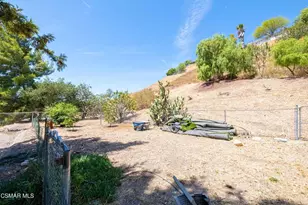 2483 Drake Dr, Thousand Oaks, CA 91362 - Photo 69