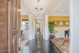 13854 Saddleback Dr, Moorpark, CA 93021 - Photo 9