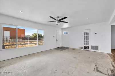 6877 Pine Avenue, 29 Palms MCB, CA 92277 - Photo 9
