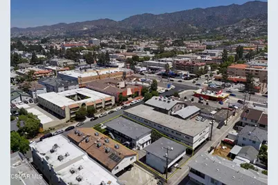324 E Santa Anita Avenue, Burbank, CA 91502 - Photo 7