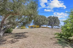 580 Mountain Green Dr, Calabasas, CA 91302 - Photo 31