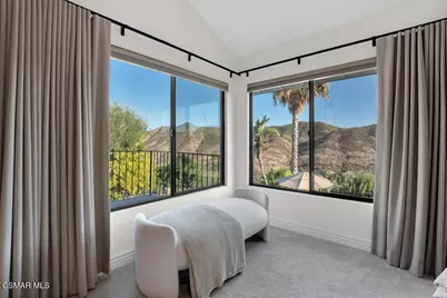 32026 Canterhill Place, Westlake Village, CA 91361 - Photo 35