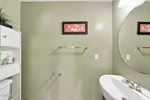 28318 Milbrook Pl, Castaic, CA 91384 - Photo 11