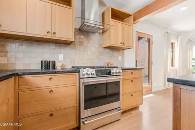 115 W Center Street, Ventura, CA 93001 - Photo 13