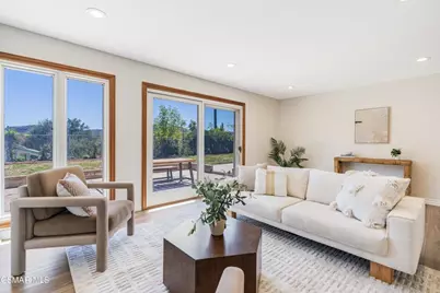 688 Velarde Drive, Thousand Oaks, CA 91360 - Photo 15