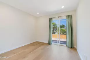 688 Velarde Dr, Thousand Oaks, CA 91360 - Photo 23