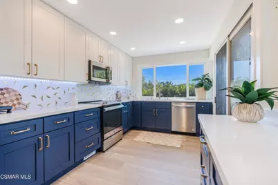 688 Velarde Drive, Thousand Oaks, CA 91360 - Photo 3