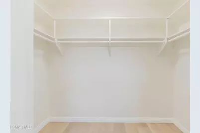 688 Velarde Drive, Thousand Oaks, CA 91360 - Photo 21