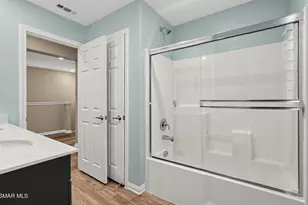 27470 Poppy Ct, Saugus, CA 91350 - Photo 29