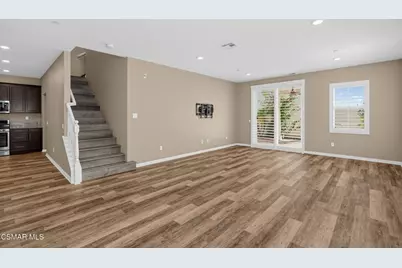 27470 Poppy Court, Saugus, CA 91350 - Photo 7