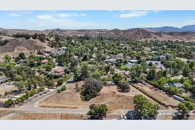 5631 Foothill Drive, Agoura Hills, CA 91301 - Photo 33