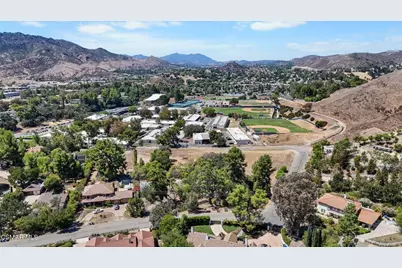5631 Foothill Drive, Agoura Hills, CA 91301 - Photo 35