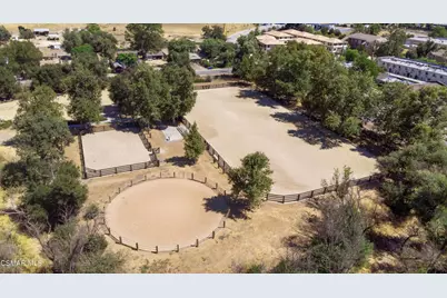 5631 Foothill Drive, Agoura Hills, CA 91301 - Photo 43