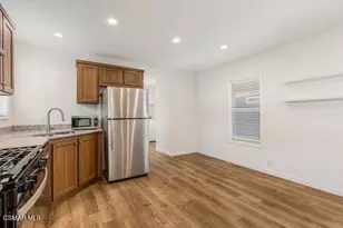 2193 Los Feliz Dr, Thousand Oaks, CA 91362 - Photo 11