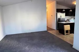 7 Katy Ln, Mission Hills (San Fernando), CA 91345 - Photo 11