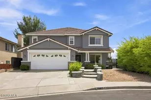 32604 Ridge Top Ln, Castaic, CA 91384 - Photo 5