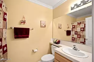 32604 Ridge Top Ln, Castaic, CA 91384 - Photo 29