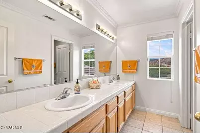 32604 Ridge Top Lane, Castaic, CA 91384 - Photo 33