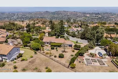 3679 Paseo De Nublado, Thousand Oaks, CA 91360 - Photo 5