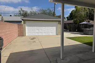 2322 Charlemagne Ave, Long Beach, CA 90815 - Photo 27