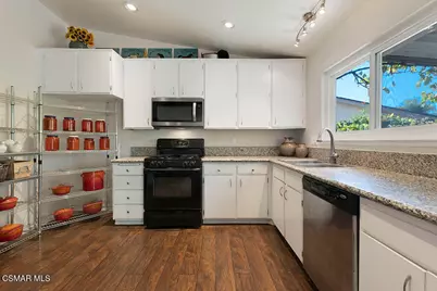 6821 N Tulane Avenue, Moorpark, CA 93021 - Photo 31