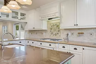 3927 Fairbreeze Cir, Westlake Village, CA 91361 - Photo 17