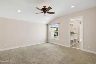 3927 Fairbreeze Cir, Westlake Village, CA 91361 - Photo 35