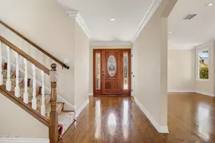 3927 Fairbreeze Cir, Westlake Village, CA 91361 - Photo 5
