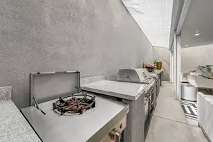 9595 Dennis Way, Simi Valley, CA 91311 - Photo 35