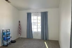 42011 Summer Ln, Lancaster, CA 93536 - Photo 3