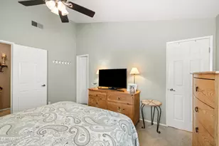 345 Jeremiah Dr, Simi Valley, CA 93065 - Photo 13