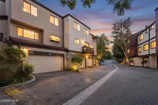 21901 W Burbank Blvd, Woodland Hills, CA 91367 - Photo 3