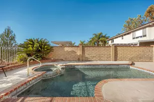 27667 Taryn Dr, Saugus, CA 91350 - Photo 29