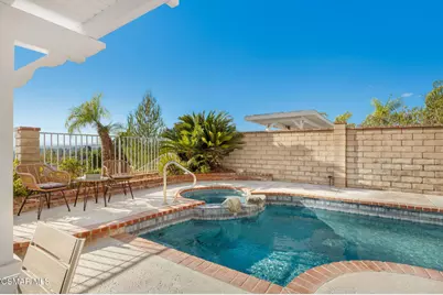 27667 Taryn Drive, Saugus, CA 91350 - Photo 23