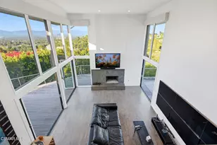 4622 Charmion Ln, Encino, CA 91316 - Photo 11