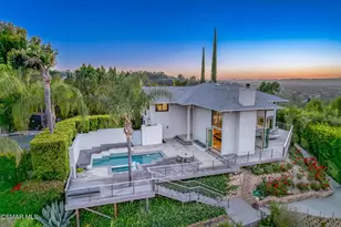 4622 Charmion Ln, Encino, CA 91316 - Photo 3