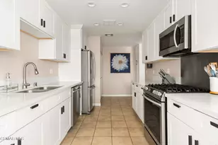 13331 Moorpark St, Sherman Oaks, CA 91423 - Photo 15