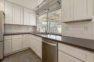 22671 Barcotta Dr, Saugus, CA 91350 - Photo 13