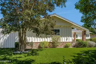 5736 Le Sage Ave, Woodland Hills, CA 91367 - Photo 3