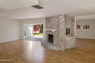 5736 Le Sage Ave, Woodland Hills, CA 91367 - Photo 11