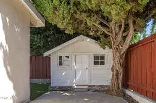 5736 Le Sage Ave, Woodland Hills, CA 91367 - Photo 31