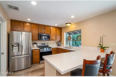6075 Fremont Circle, Camarillo, CA 93012 - Photo 13