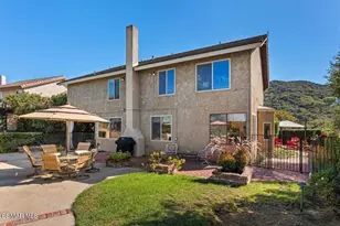 115 Los Padres Dr, Thousand Oaks, CA 91361 - Photo 35