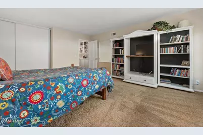 115 Los Padres Drive, Thousand Oaks, CA 91361 - Photo 27