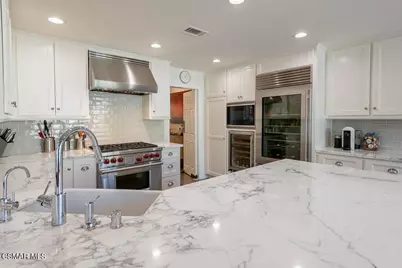 2491 Swanfield Court, Thousand Oaks, CA 91361 - Photo 3
