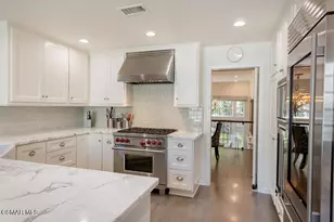 2491 Swanfield Ct, Thousand Oaks, CA 91361 - Photo 15