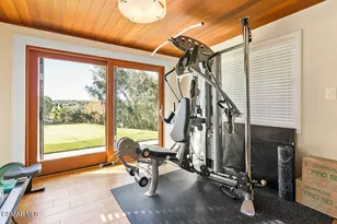 5156 Dumont Pl, Woodland Hills, CA 91364 - Photo 33