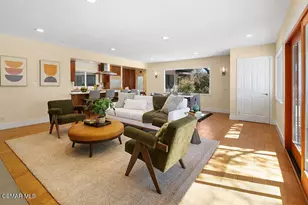 5156 Dumont Pl, Woodland Hills, CA 91364 - Photo 13